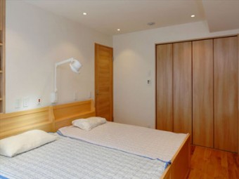 漆喰など自然素材を利用し、健康的な空間に